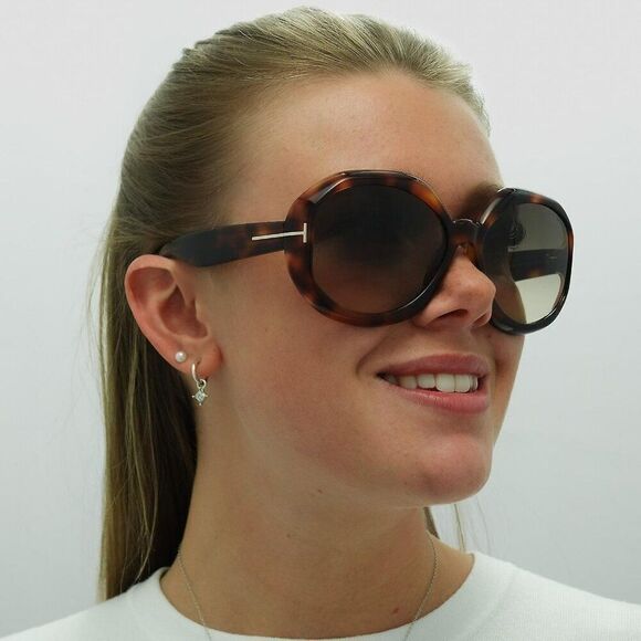 NEW Tom Ford FT1011/S  01B GEORGIA-02 Black Square Oversized Women Sunglasses - Picture 15 of 15